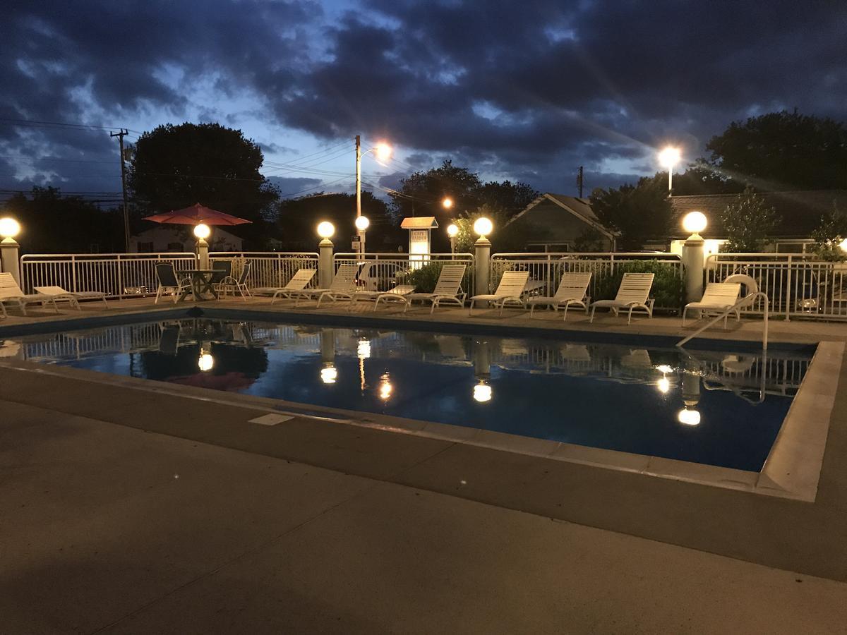 Cape Harbor Motor Inn Cape May Exterior photo